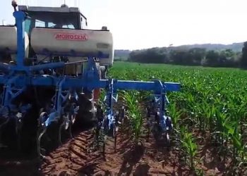 Sacha com GPS RTK autotracker