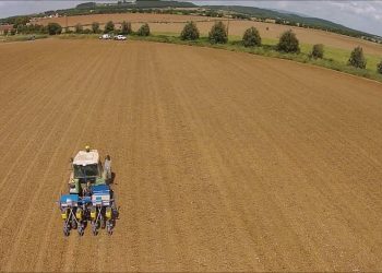 Semeador VRT eléctrico com controlo de profundidade